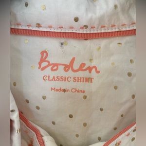NWOT Boden classic dress shirt with gold Polka dots sz M